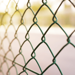 Doppelstab- & Maschendrahtzaun